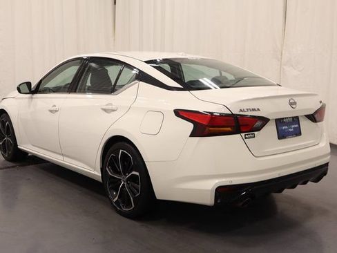 Used 2024 Nissan Altima 2.5 SR image 6