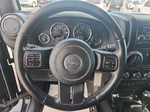 Certified 2018 Jeep Wrangler Unlimited Sport S AWD/4WD image 9