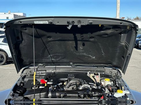 Used 2020 Jeep Wrangler Unlimited Sahara w/ Cold Weather Group image 22