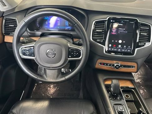 Used 2023 Volvo XC90 B5 Plus AWD/4WD image 17