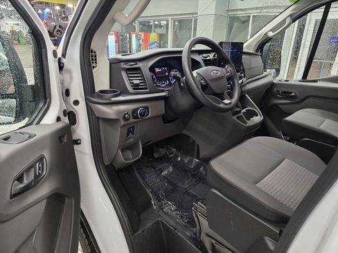 Used 2024 Ford Transit 350 XLT image 16