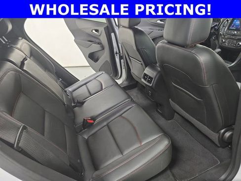 Used 2022 Chevrolet Equinox RS w/ RS Leather Package image 11
