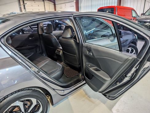Used 2016 Honda Accord EX-L image 23