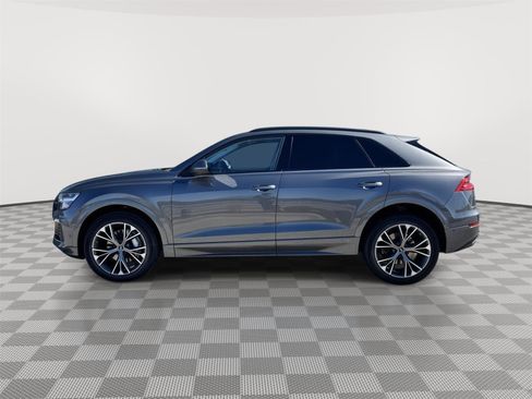 Certified 2022 Audi Q8 Premium w/ Convenience Package AWD/4WD image 8