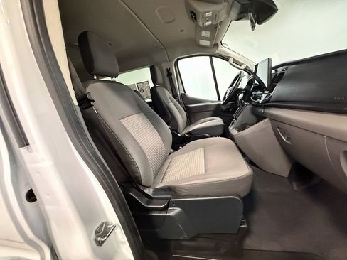 Used 2023 Ford Transit 350 XLT image 10