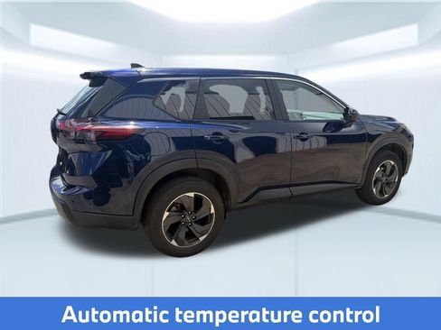 Used 2025 Nissan Rogue SV FWD image 6