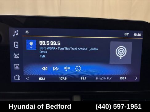 Used 2024 Chevrolet Trax RS w/ Sunroof Package FWD image 16