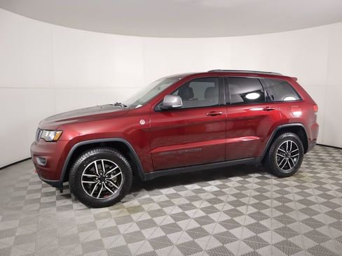 Used 2021 Jeep Grand Cherokee Trailhawk image 8