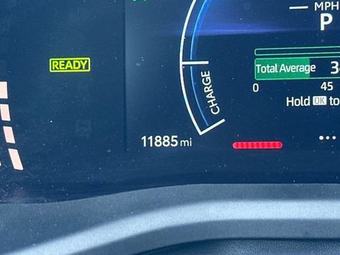 Used 2025 Toyota Camry SE image 23