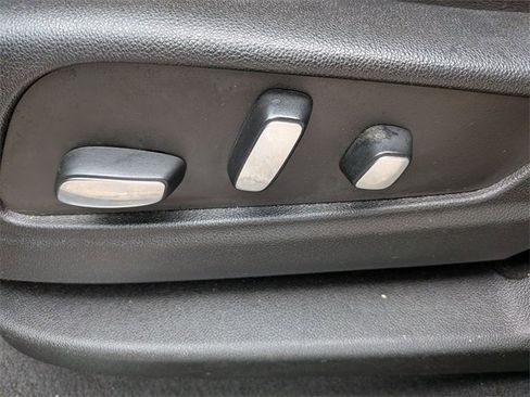 Certified 2023 Cadillac XT5 Premium Luxury image 20