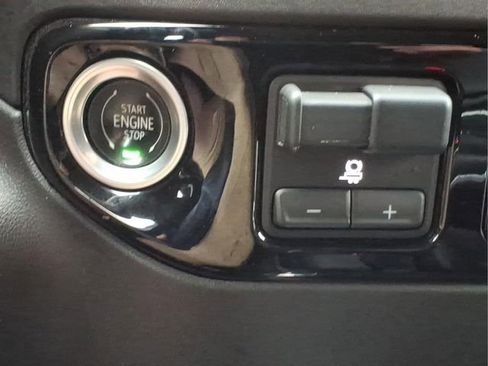 Used 2023 Chevrolet Silverado 1500 RST w/ Convenience Package II image 20