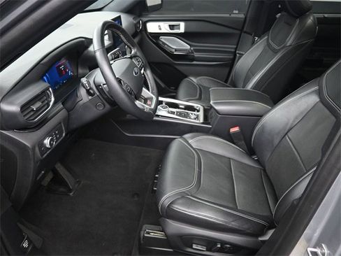 Certified 2021 Ford Explorer ST w/ ST Street Pack image 10