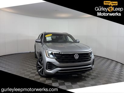 Used 2025 Volkswagen Atlas Cross Sport SEL Premium R-Line