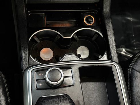 Used 2013 Mercedes-Benz ML 350 ML 350 Sport Utility 4D image 37