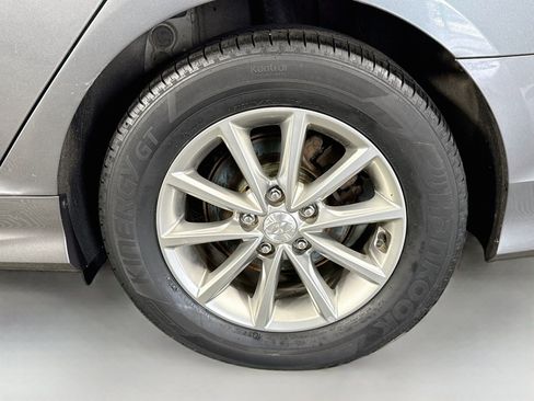 Used 2019 Hyundai Sonata SE FWD image 34
