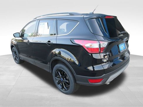 Used 2018 Ford Escape SE AWD/4WD image 3
