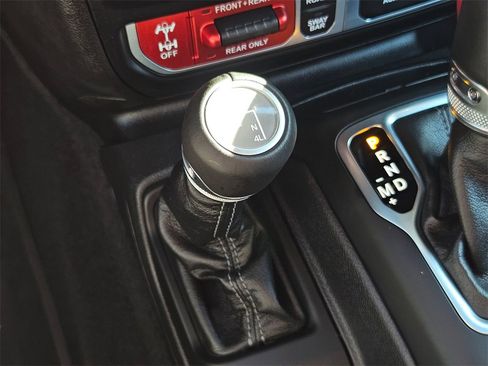 Used 2024 Jeep Wrangler Rubicon 392 image 25