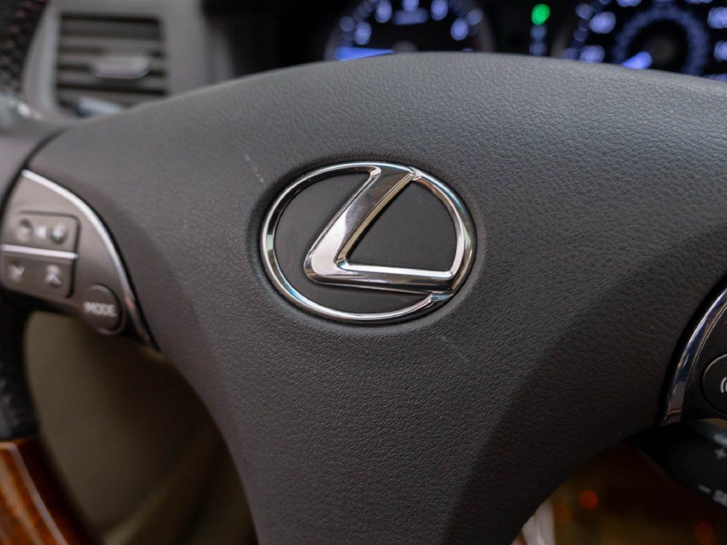 Used 2012 Lexus ES 350 FWD image 25
