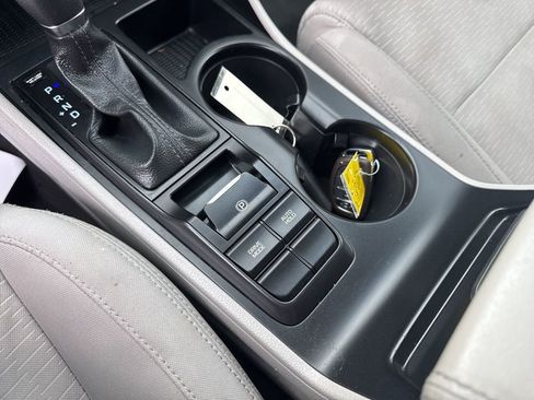 Used 2019 Hyundai Tucson Sport image 29