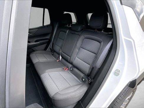 Used 2026 Chevrolet Equinox LT FWD image 28