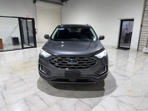 Used 2022 Ford Edge SEL w/ Convenience Package image 2