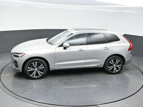 Used 2023 Volvo XC60 B5 Plus w/ Climate Package image 31