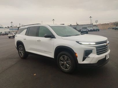 Used 2026 Chevrolet Traverse LT