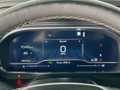 Used 2023 GMC Yukon SLE w/ Gmc Pro Safety Plus Package image 13