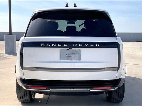 New 2026 Land Rover Range Rover SE image 4