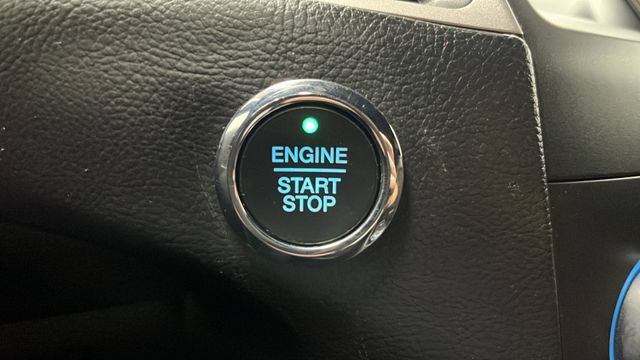 Used 2020 Ford Edge ST-Line w/ Cold Weather Package AWD/4WD image 34