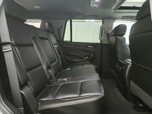 Used 2019 Chevrolet Tahoe LT w/ LT Signature Package AWD/4WD image 34