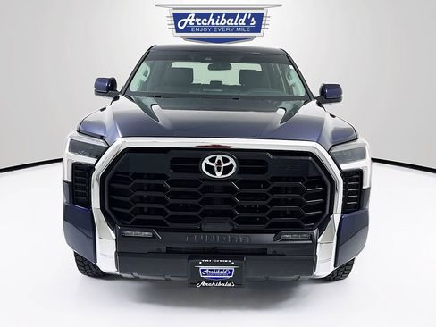 Used 2022 Toyota Tundra SR5 image 2