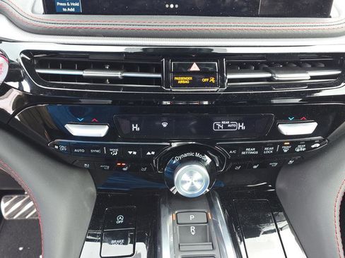 Used 2026 Acura MDX A-Spec image 30