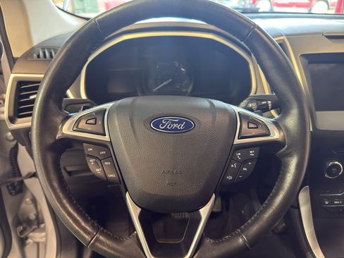 Used 2015 Ford Edge SEL w/ Equipment Group 201A AWD/4WD image 17