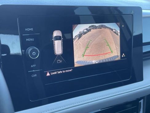 Used 2025 Volkswagen Taos S FWD image 17