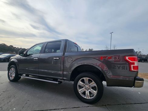 Used 2019 Ford F150 XLT w/ Equipment Group 302A Luxury image 5