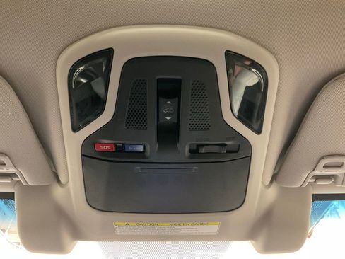 Used 2022 Subaru Outback Premium image 28