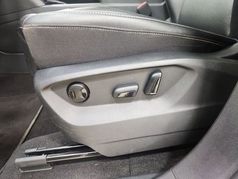 Used 2022 Volkswagen Atlas SE w/ Panoramic Sunroof Package image 15