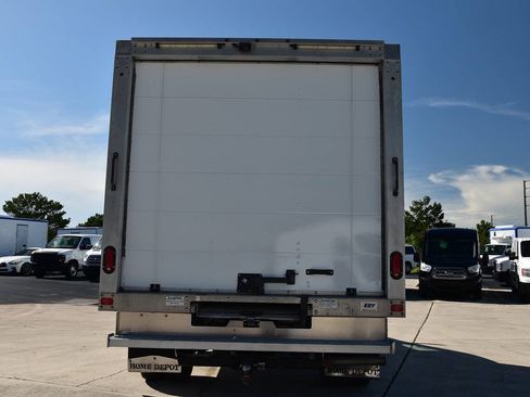 Used 2018 Ford Transit 350 156 DRW RWD image 6