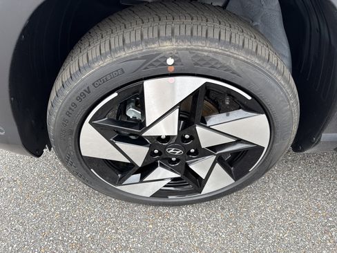 New 2026 Hyundai Kona Limited image 18