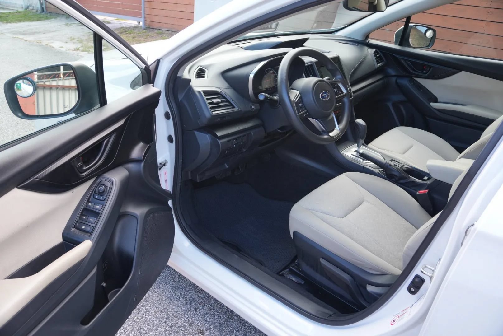 Used 2018 Subaru Impreza 2.0i Premium AWD/4WD image 11