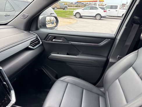 Certified 2024 GMC Acadia Elevation w/ Luxury Package image 29