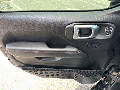 Certified 2019 Jeep Wrangler Unlimited Rubicon image 28