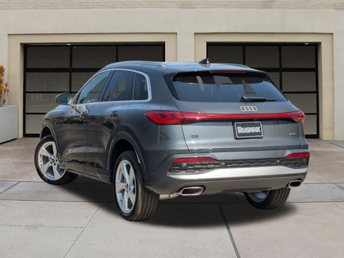 New 2025 Audi Q5 Premium Plus image 3