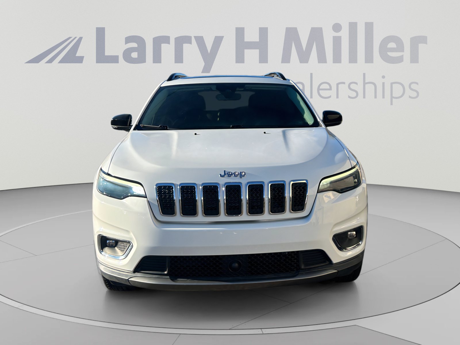 Used 2022 Jeep Cherokee Limited AWD/4WD image 9