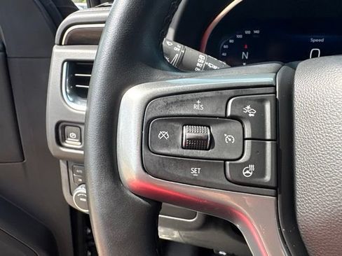 Used 2023 Chevrolet Tahoe LT w/ Luxury Package AWD/4WD image 16