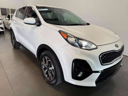 Used 2022 Kia Sportage LX FWD image 4