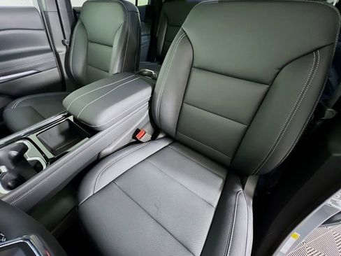 New 2026 Chevrolet Traverse LT w/ LPO, Floor Liner Package image 21