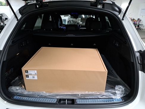 New 2026 Mercedes-Benz GLC 300 4MATIC image 14