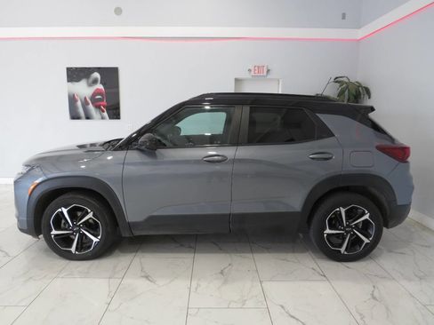Used 2022 Chevrolet TrailBlazer RS FWD image 6